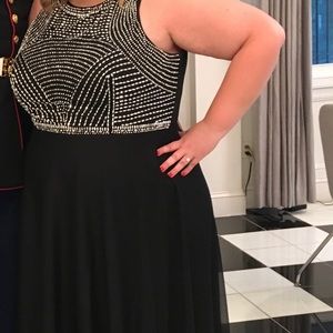 Women’s Formal Dress Plus Size